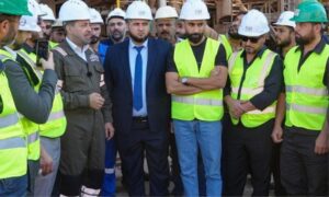 الرئيس التنفيذي للشركة السورية للبترول يوسف قبلاوي في جولة ميدانية في مصفاة حمص - 27 أيلول 2026 (الشركة السورية للبترول)