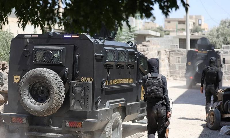 قوى الأمن الداخلي تلاحق خلية لتنظيم الدولة الإسلامية في مدينة الصنمين بدرعا - 17 أيلول 2026 (قوى الأمن الداخلي)