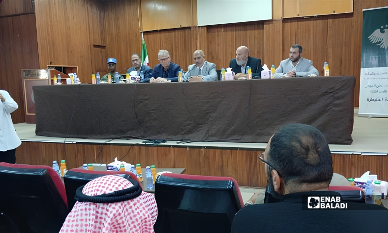 وكيل الأمين العام للأمم المتحدة جان لاكروا يعقد اجتماعًا مع وجهاء وأهالي القنيطرة - 17 تشرين الأول 2026 (عنب بلدي/ عبد الله الوني)