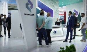 مراجعون في مركز خدمات تابع لـ"شام كاش" بدمشق – 8 أيار 2026 (سانا)