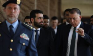 من جولة وزير الداخلية السوري أنس خطاب مع نظيره الأردني مازن الفراية بدمشق في إطار تعزيز وتبادل الخبرات الأمنية بين الجانبين - 9 تموز 2026 (وزارة الداخلية السورية)