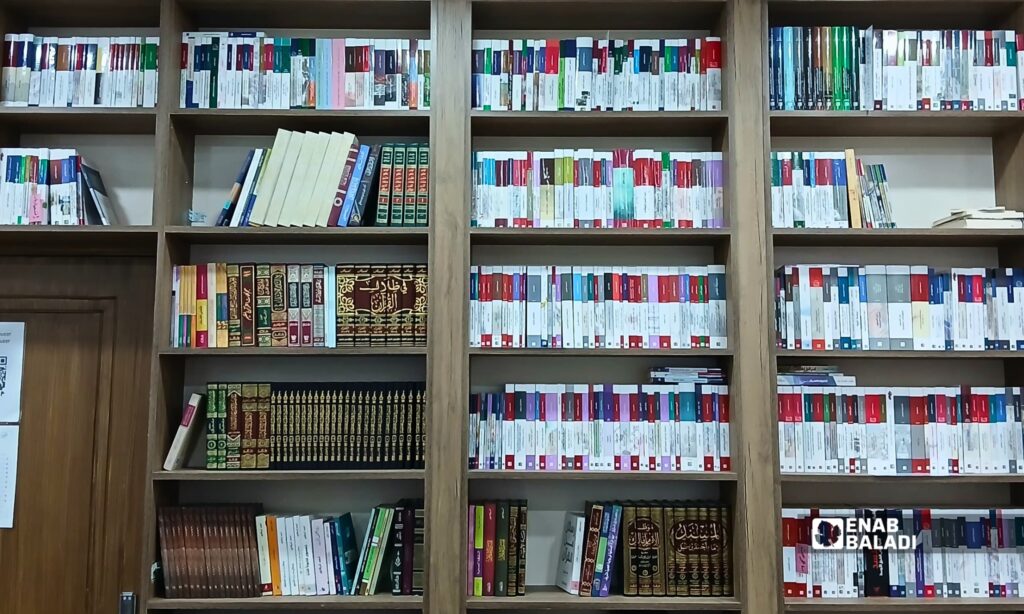 مكتبة فكر وبناء 
