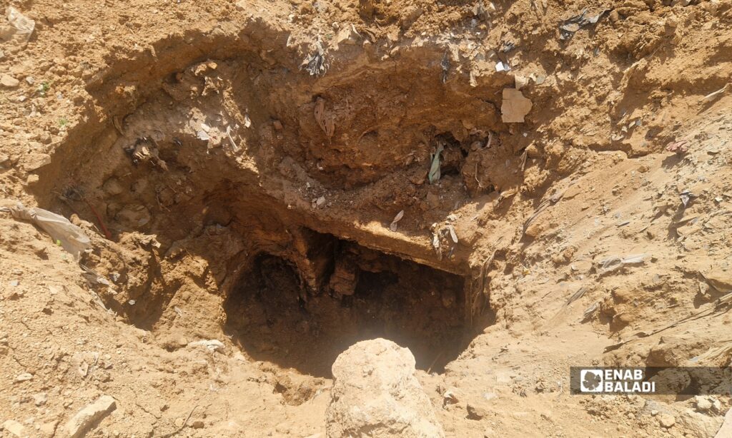 مشروع جديد للصرف الصحي في داريا.. 1200 متر من الأنابيب باتجاه محطة المعالجة 19 تحضير موقع تمديد خط صرف صحي جديد في داريا