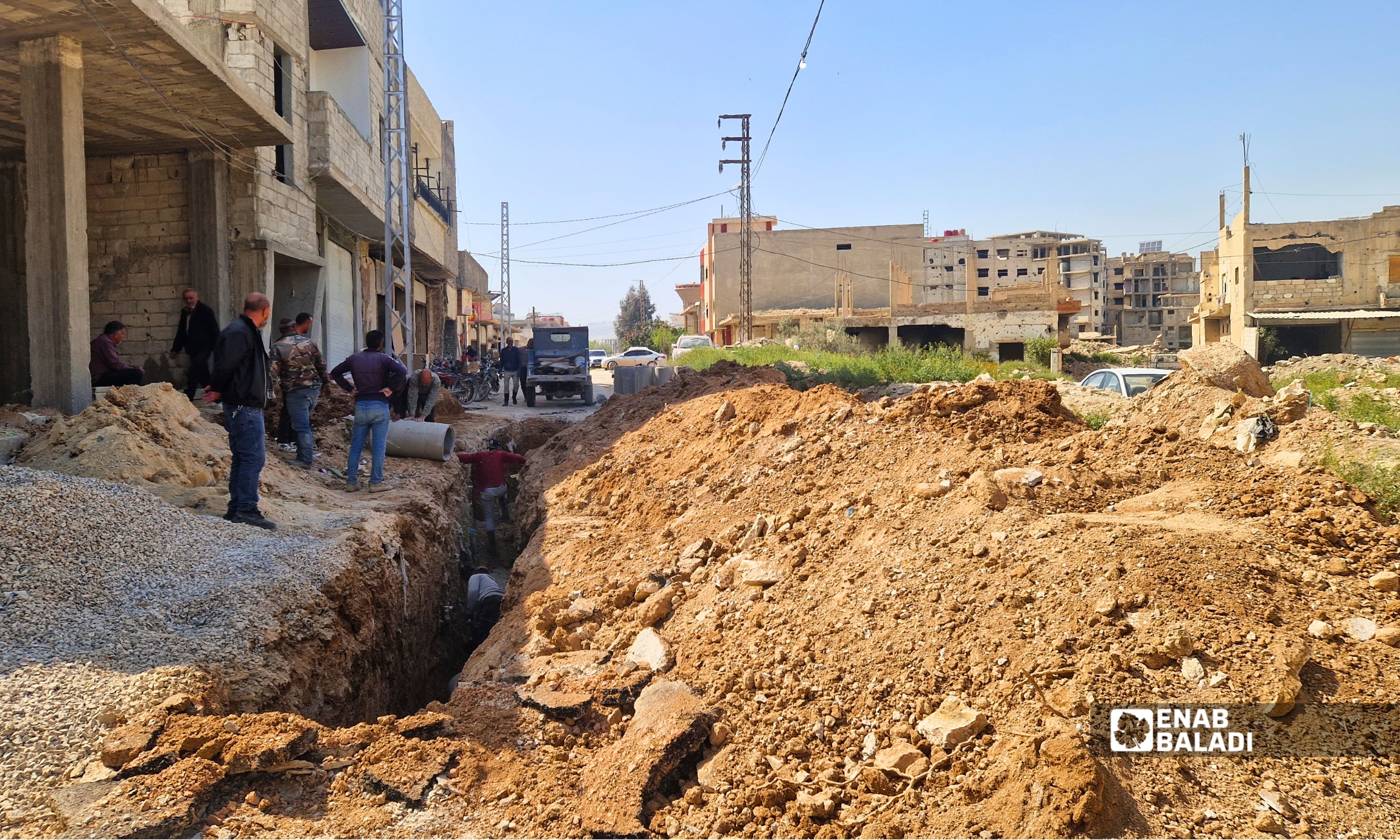 أعمال صيانة صرف صحي في حارة فندم بداريا - 16 نيسان 2026 (عنب بلدي)