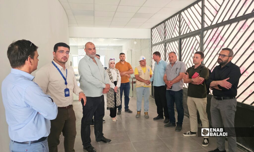 وفد من برنامج الأمم المتحدة الإنمائي وجهات دولية يطلع على مشروع الصرف الصحي في داريا خلال زيارة ميدانية