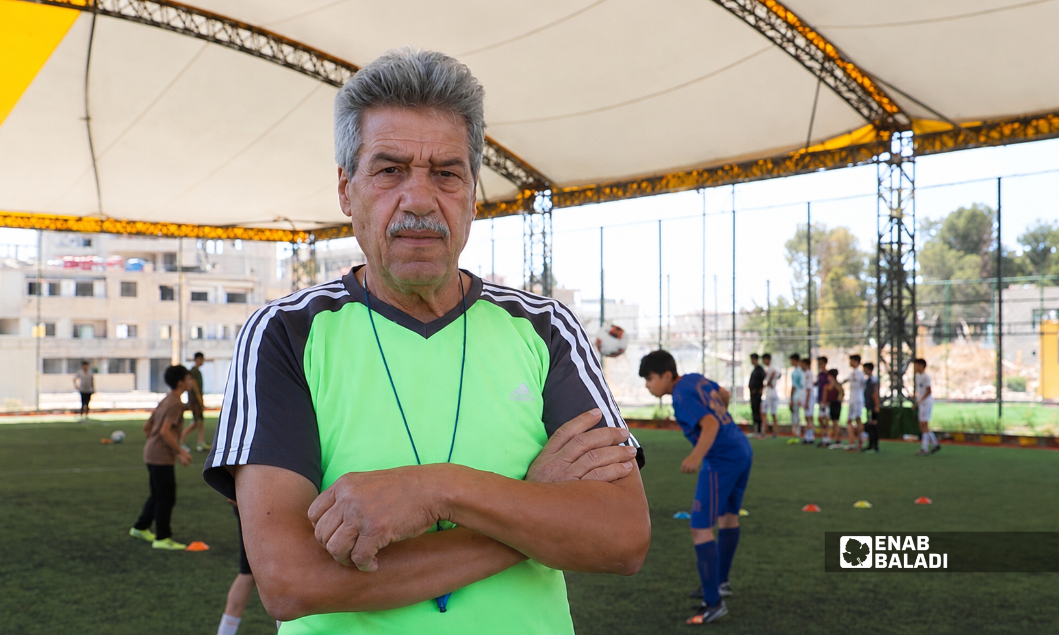 الكابتن ديب غنوم، المدير الفني في نادي داريا ولاعب سابق - 5 تموز 2026 (عنب بلدي)
