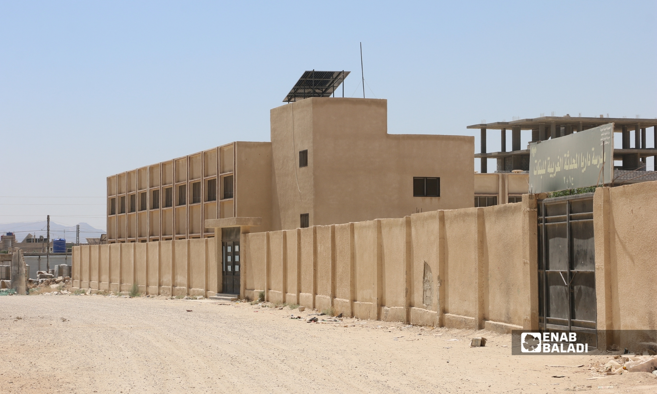 الطريق الوسطاني بداريا الممتد من ساحة شريدي إلى جامع الفارس - 8 آب 2026 (عنب بلدي - محمد مشمشتين)