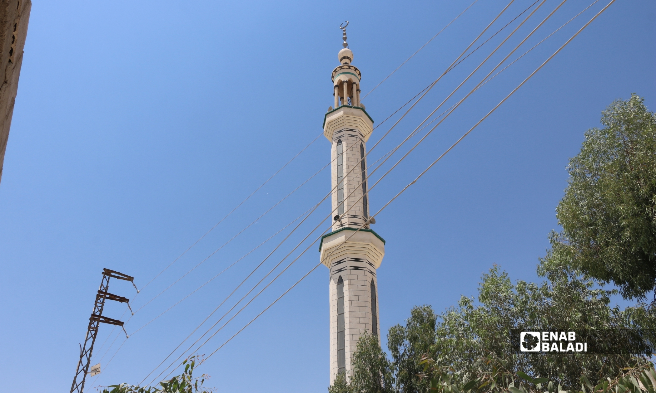 الطريق الوسطاني بداريا الممتد من ساحة شريدي إلى جامع الفارس - 8 آب 2026 (عنب بلدي - محمد مشمشتين)