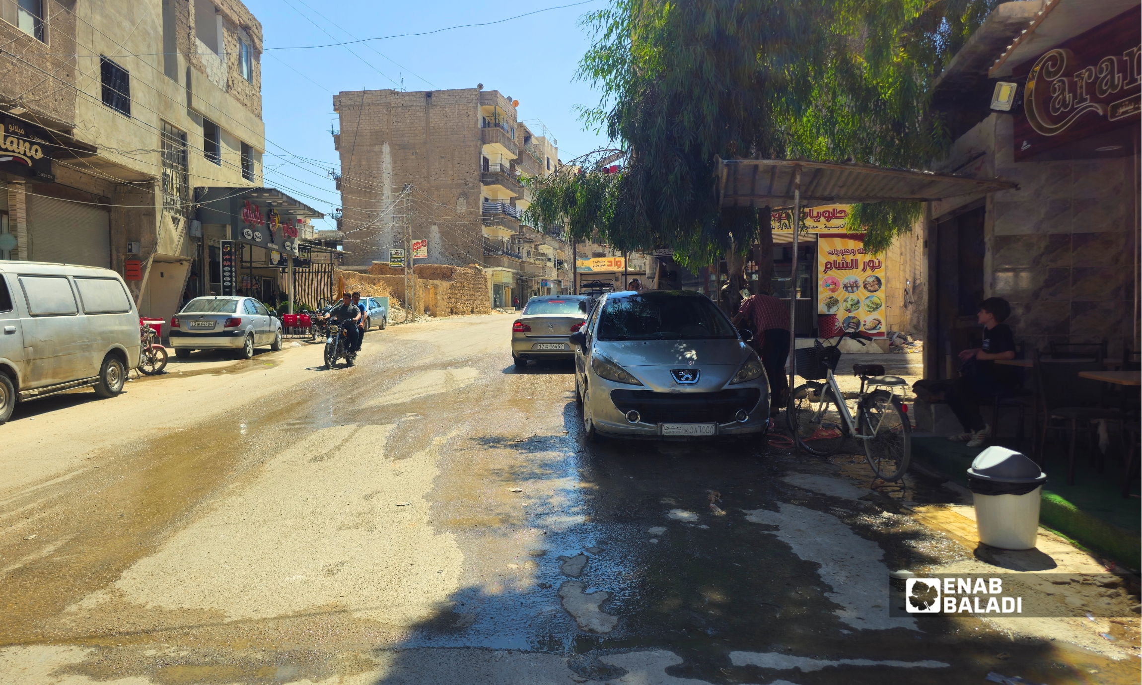 تجمع مياه في أحد شوارع مدينة داريا