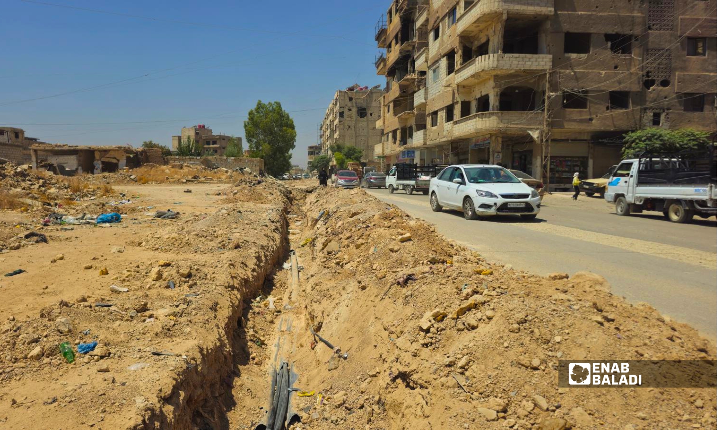 مشروع تحسين الاتصالات في داريا.. بنية متضررة وتداخلات خدمية تعوق التنفيذ 16 أعمال حفر ضمن مشروع تمديد كبل ألياف ضوئية لتحسين شبكة الاتصالات في مدينة داريا