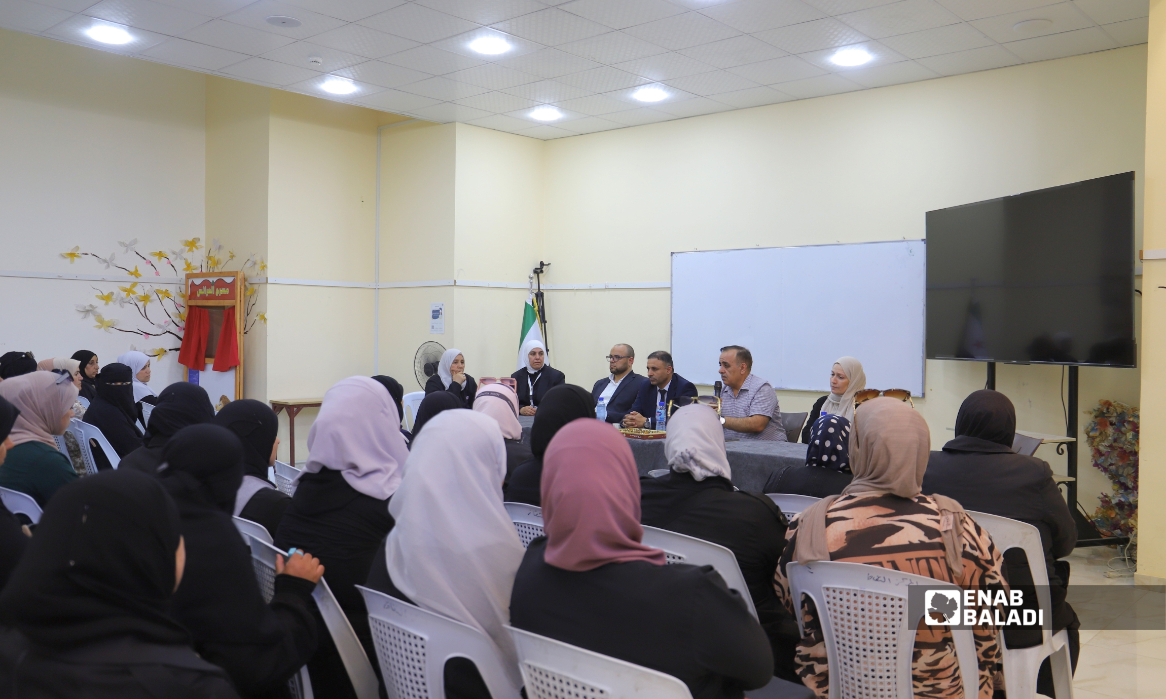 جلسة استماع إلى ناجيات وذوي ضحايا بحضور ممثلين عن الهيئة الوطنية للعدالة الانتقالية في داريا
