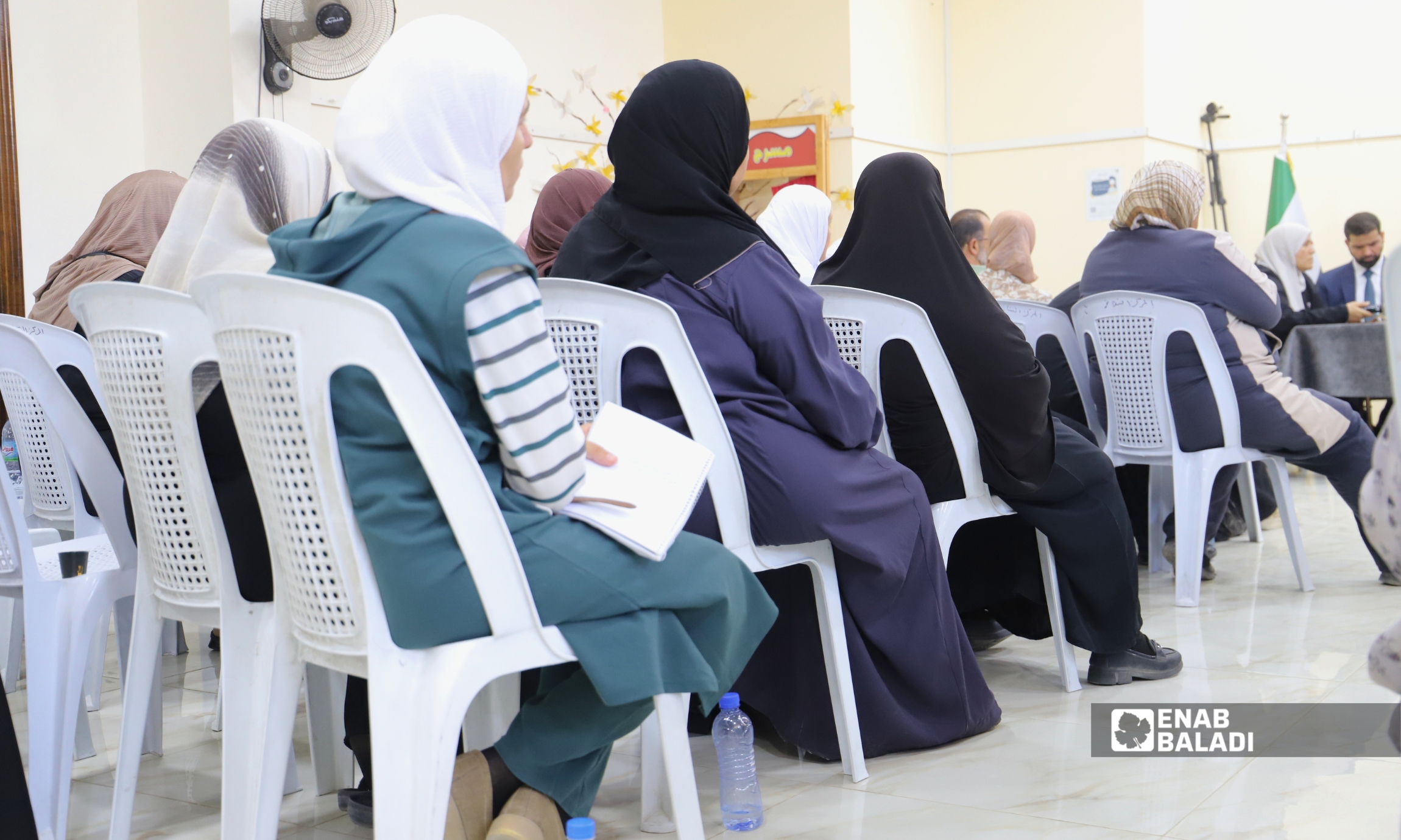 جلسة استماع إلى ناجيات وذوي ضحايا بحضور ممثلين عن الهيئة الوطنية للعدالة الانتقالية في داريا