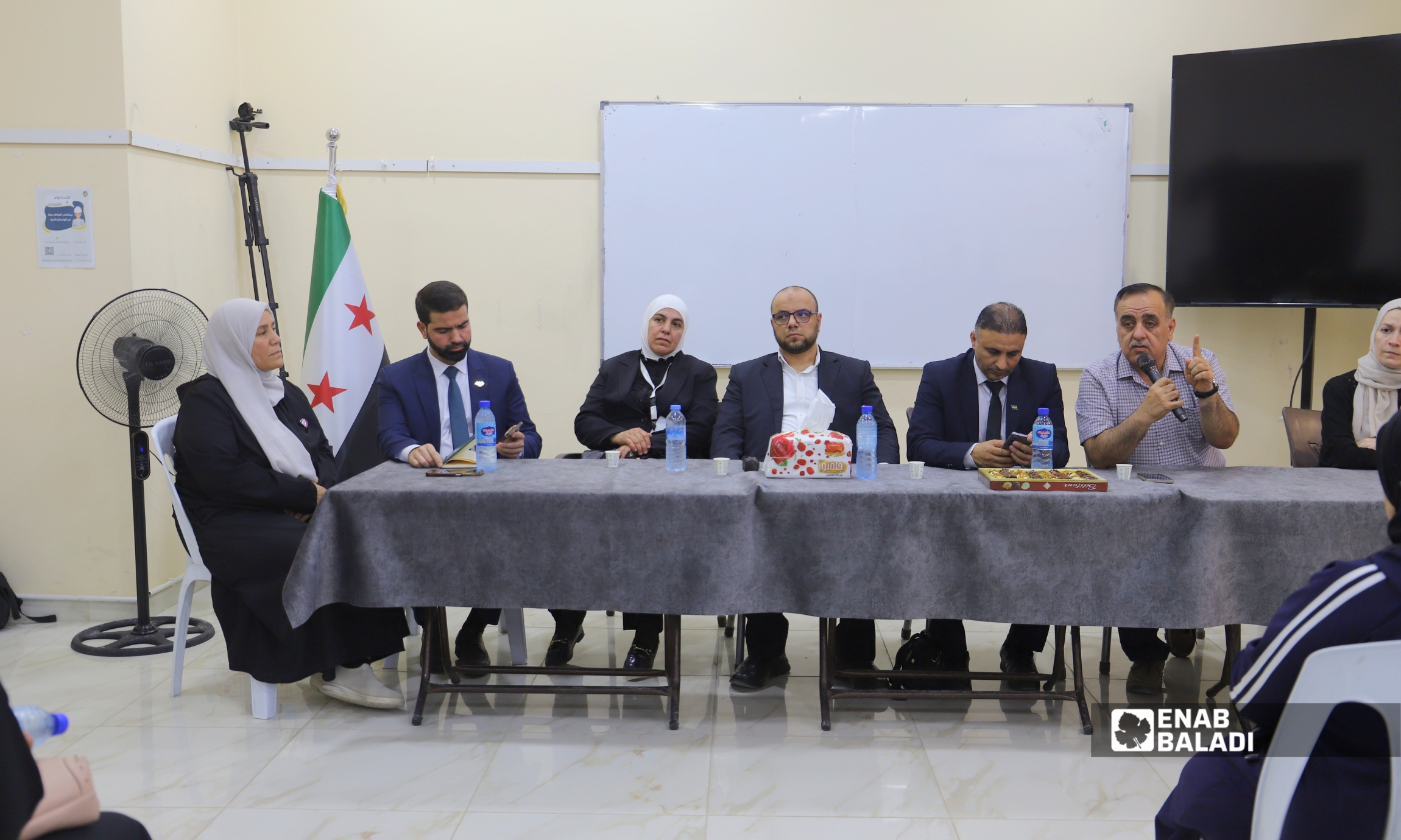 جلسة استماع إلى ناجيات وذوي ضحايا بحضور ممثلين عن الهيئة الوطنية للعدالة الانتقالية في داريا
