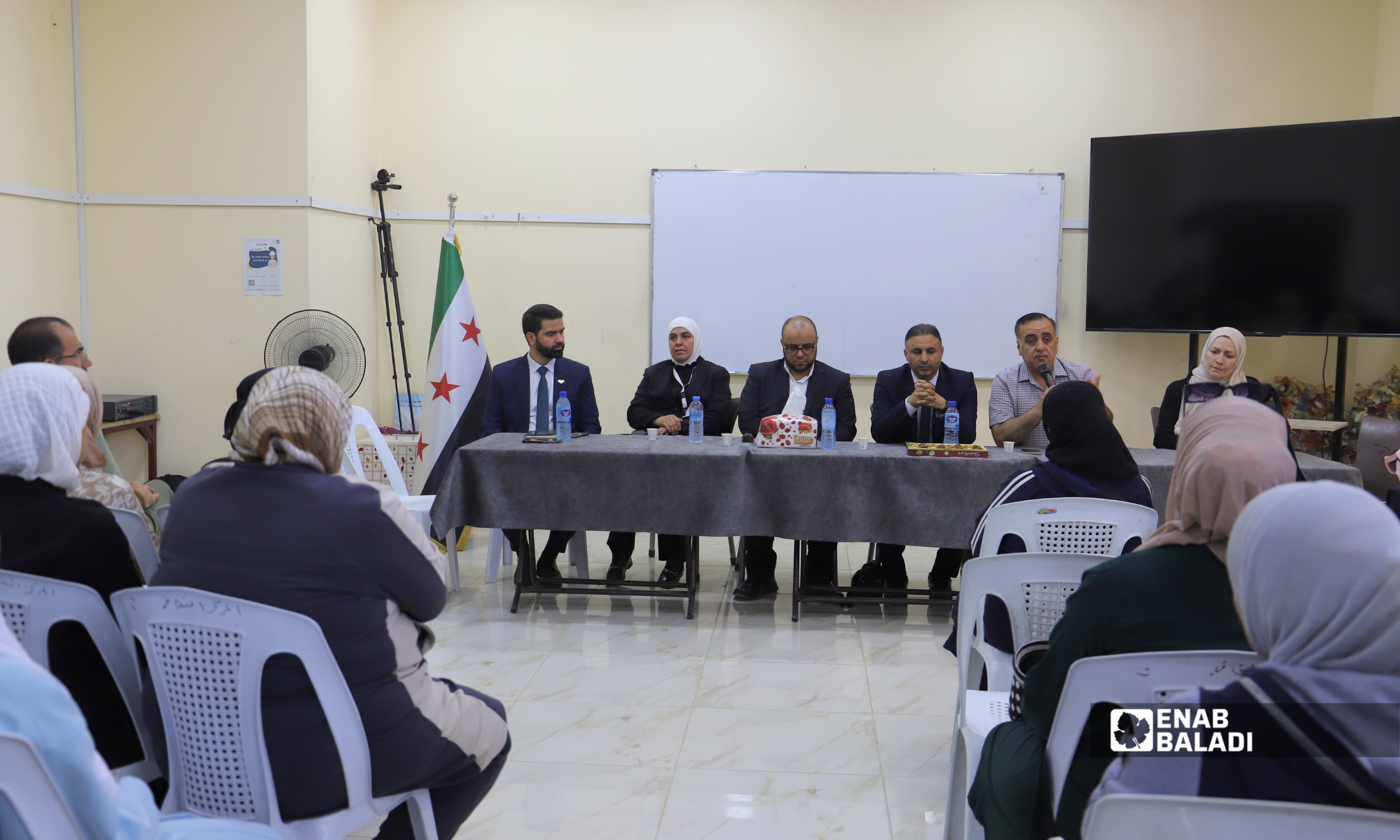 جلسة استماع إلى ناجيات وذوي ضحايا بحضور ممثلين عن الهيئة الوطنية للعدالة الانتقالية في داريا
