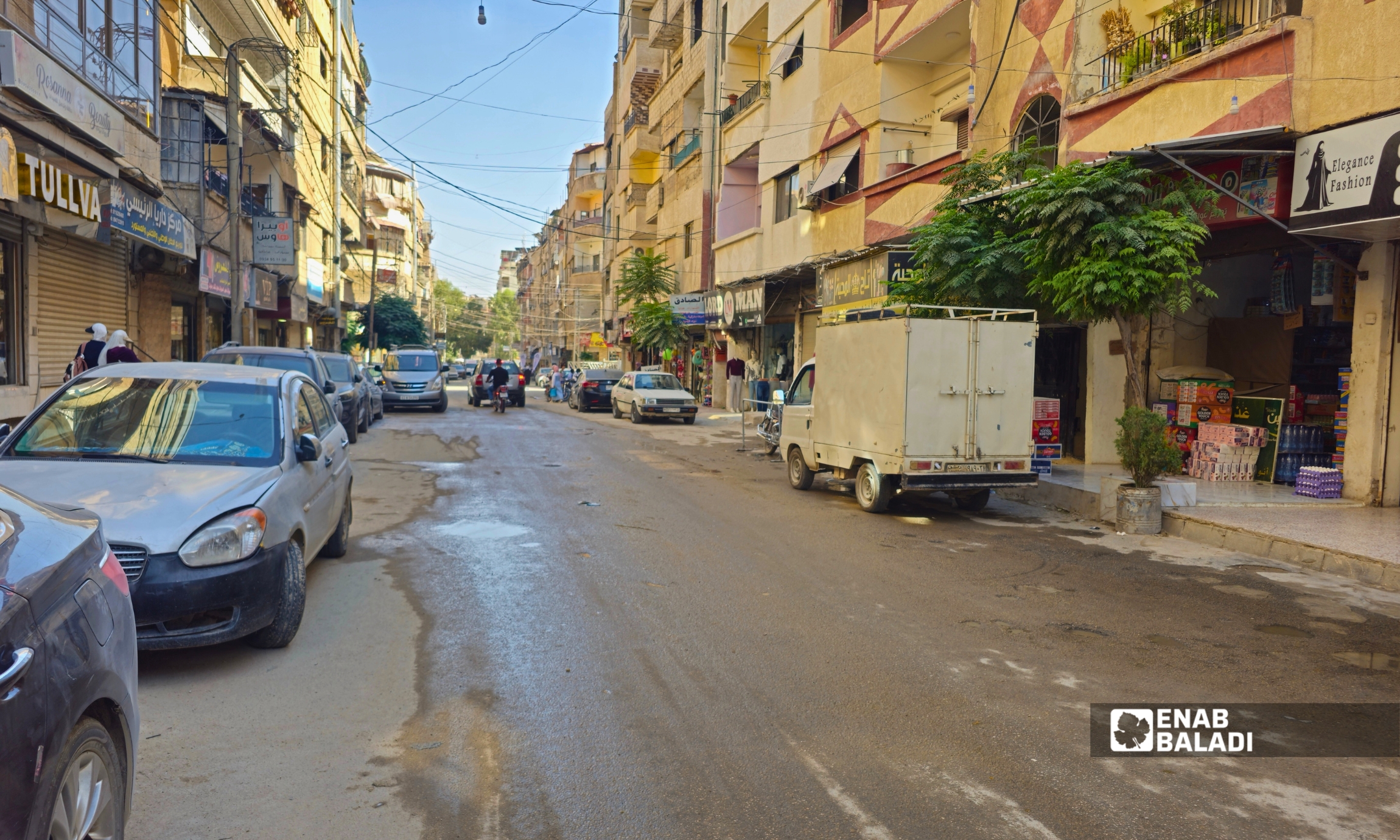 محال تجارية في أحد أسواق مدينة داريا 