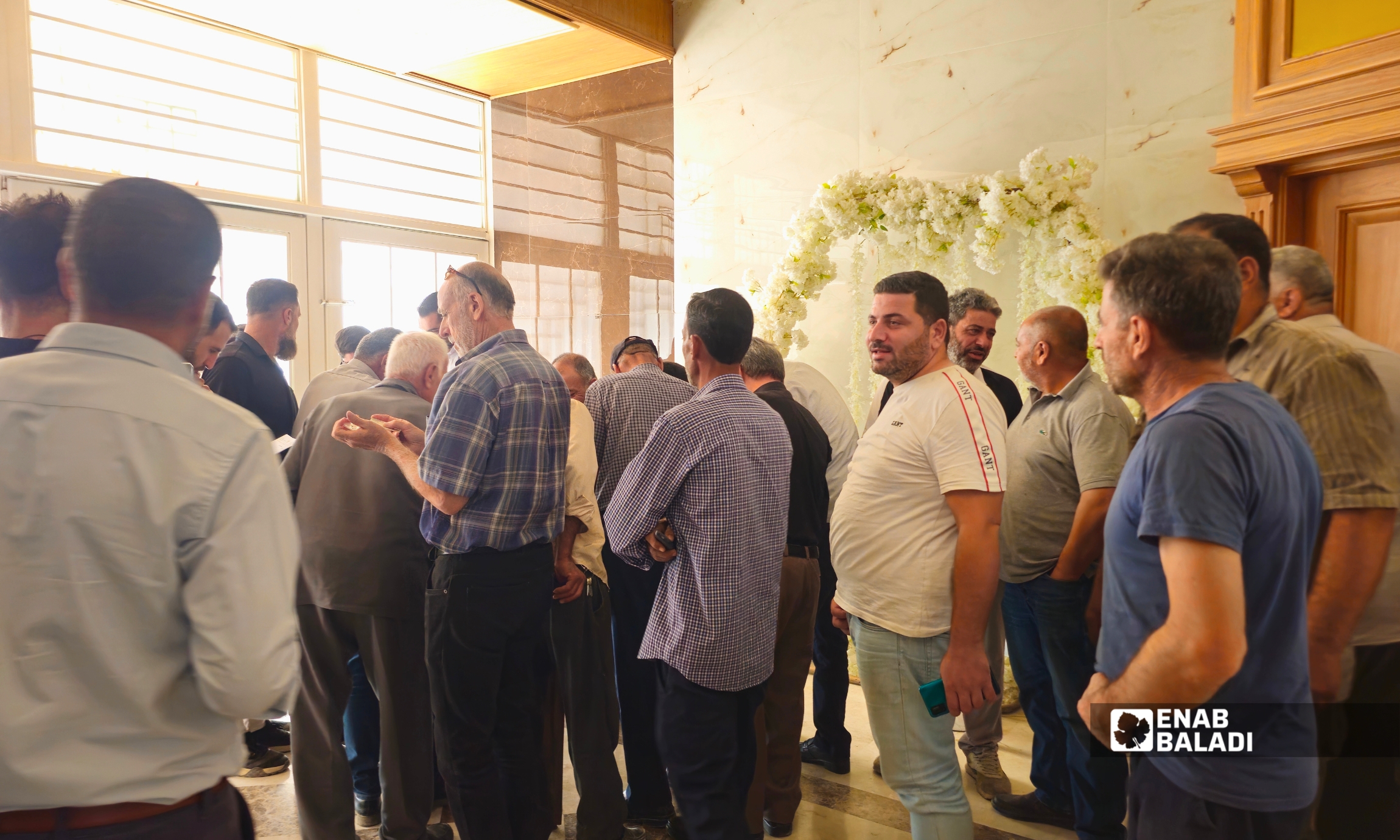 مشروع لتنظيم الخليج في داريا.. مالكون يطالبون بضمانات قبل التفويض 13 اجتماع لعرض مشروع تنظيم وإعمار منطقة الخليج على أصحاب العقارات في داريا