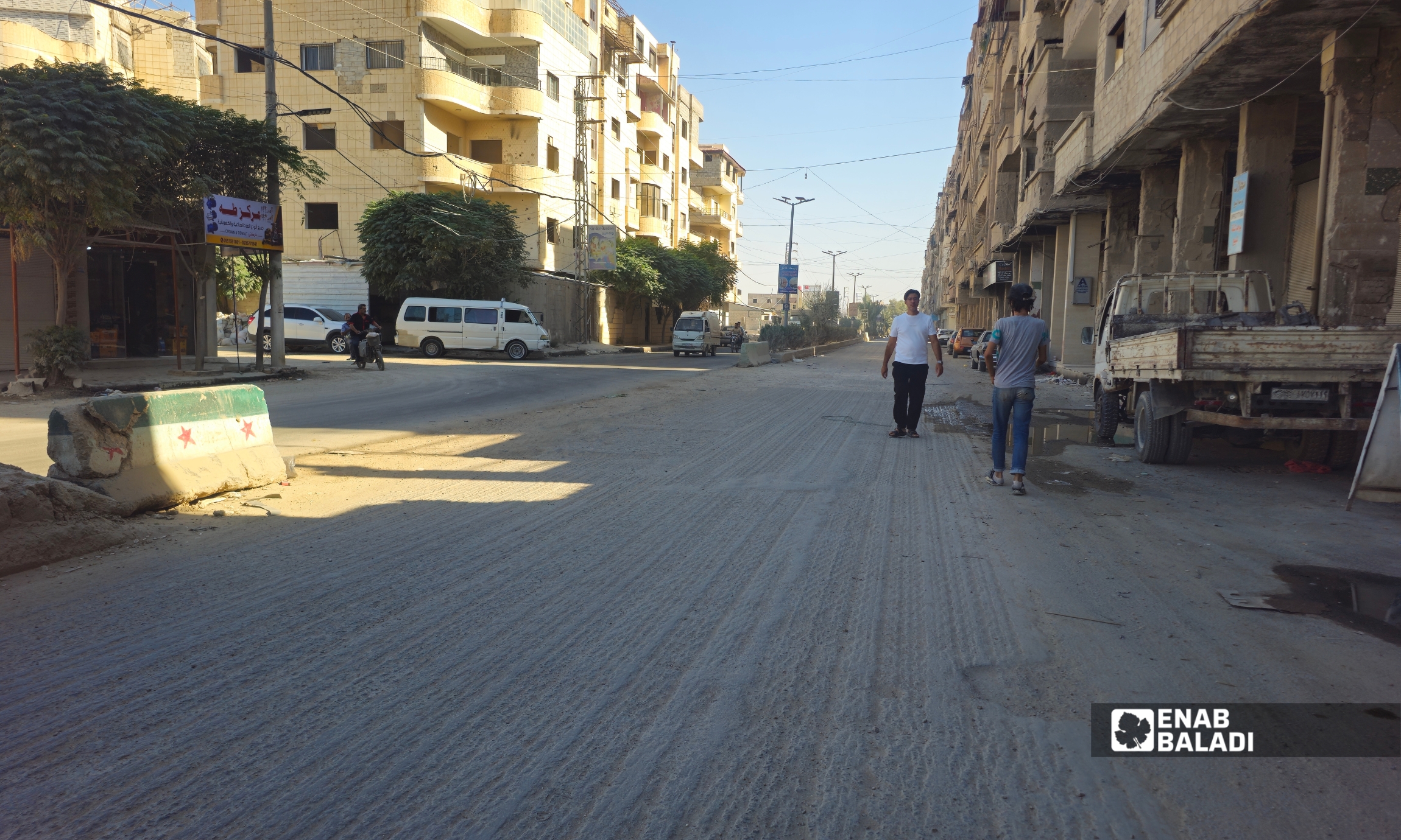 توقف أعمال تزفيت شارع الكورنيش في مدينة داريا 