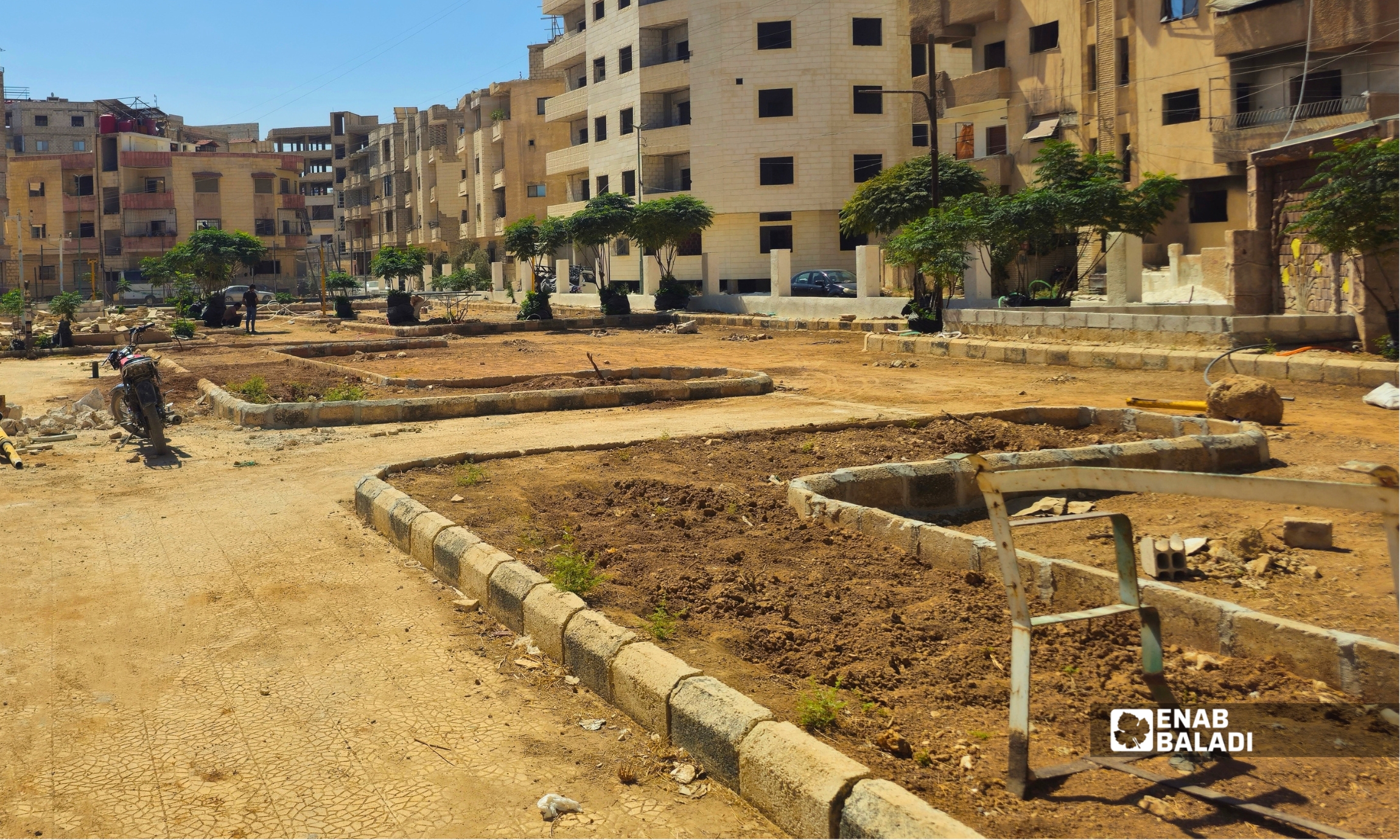 أعمال تأهيل حديقة المحامين في داريا
