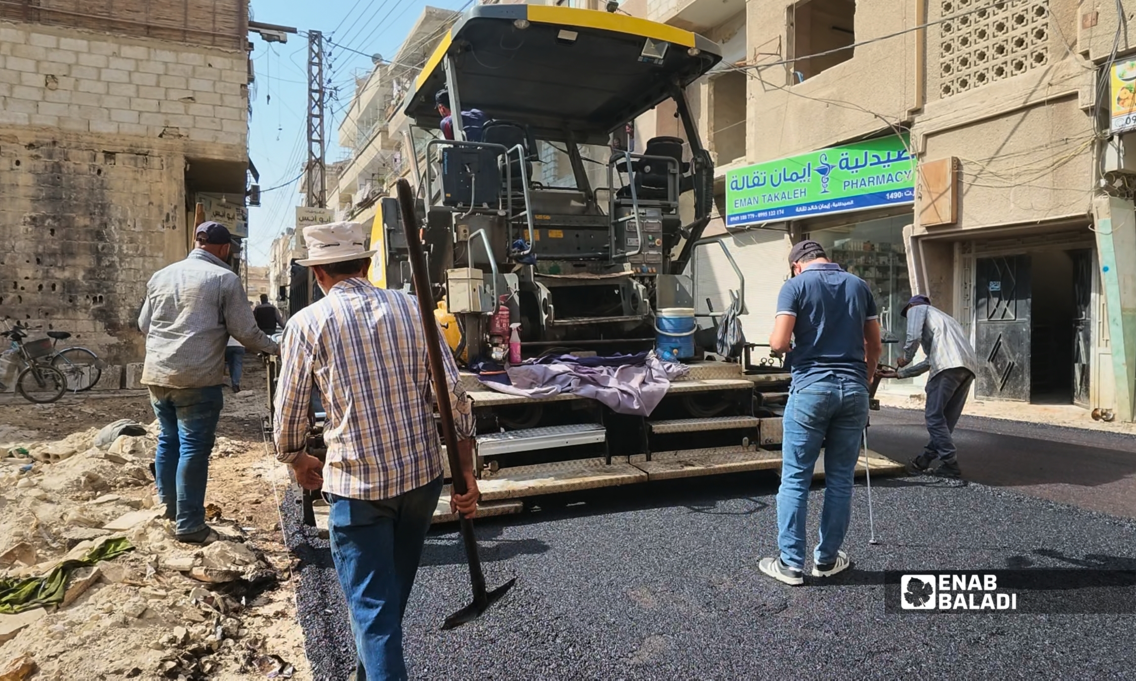 أعمال تزفيت حارة مجوهرات الغوطة في مدينة داريا