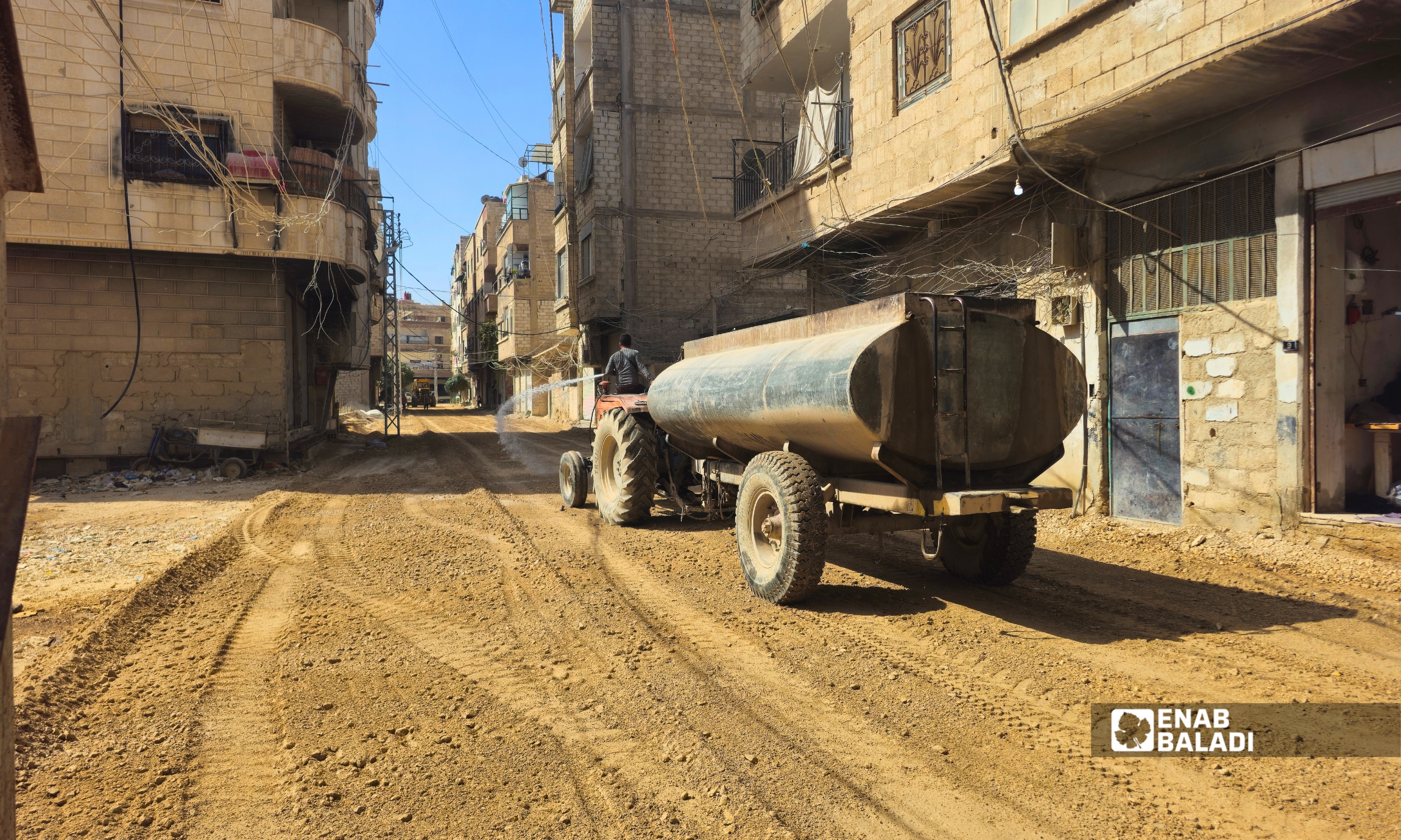 أعمال تجهيز حارة مجوهرات الغوطة في داريا للتزفيت
