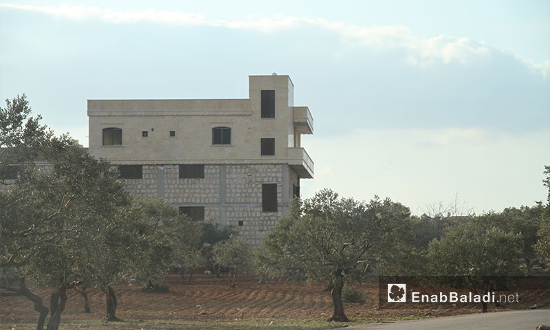 A house under construction in a remote area of Idlib’s countryside, 8 February 2017 (Enab Baladi)