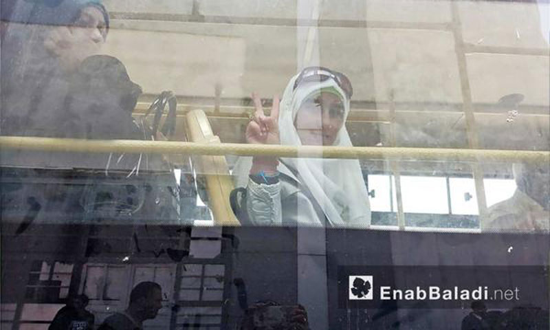 Residents of al-Waer neighborhood preparing to leave for Homs’ northern countryside - 26 September 2016