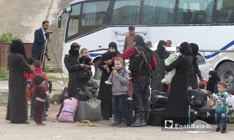 The displaced people of Harasta in Qalaat al-Madiq  in the western countryside of Hama – March 23, 2018 (Enab Baladi)