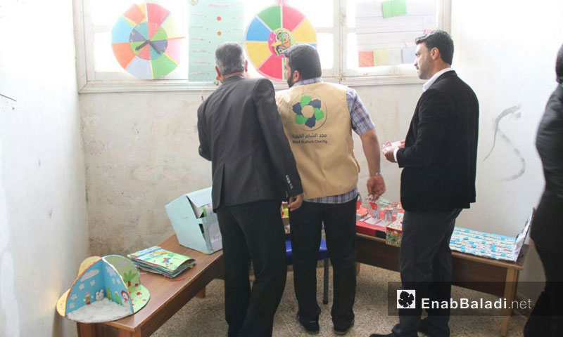 Exhibition of teaching aids in rural Idlib – April 9. 2018 (Enab Baladi)