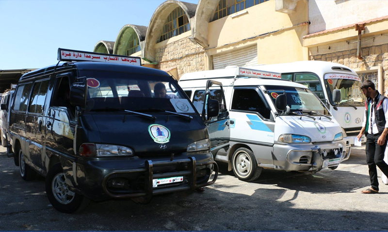 Buses for transporting passengers between the western countryside of Aleppo and northern countryside of Idlib – May 16, 2018 (Free Aleppo Governorate Council)