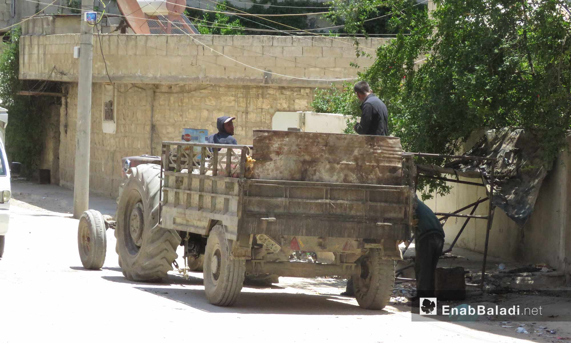 Cleaners in the city of Afrin, rural Aleppo – June 21, 2018 (Enab Baladi)