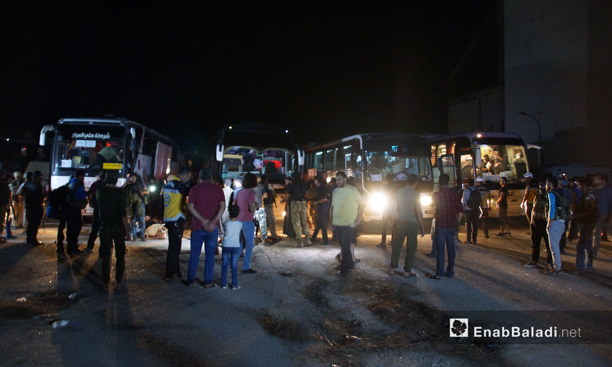 The arrival of the first batch of Daraa IDPs in the city of Qalaat al-Madiq, rural Hama – July 16, 2018 (Enab Baladi)
