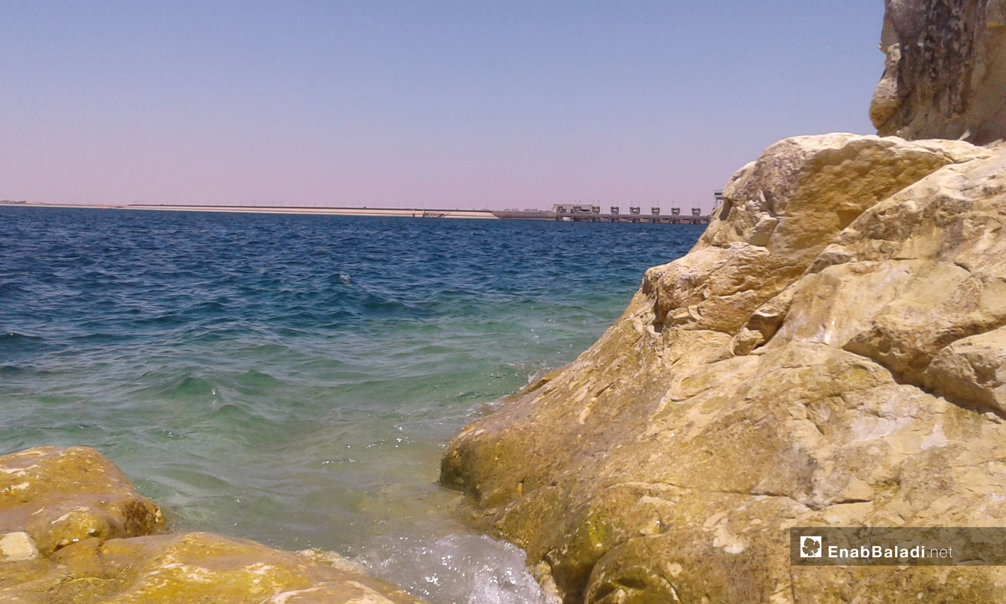 Al-Tabqah Lake, Raqqa Governorate – August 13, 2018 (Enab Baladi)