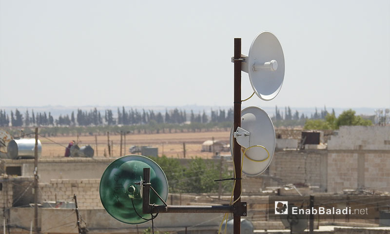 Satellite dishes to connect to the Turkish internet network, northern rural Aleppo – September 15, 2017 (Enab Baladi)