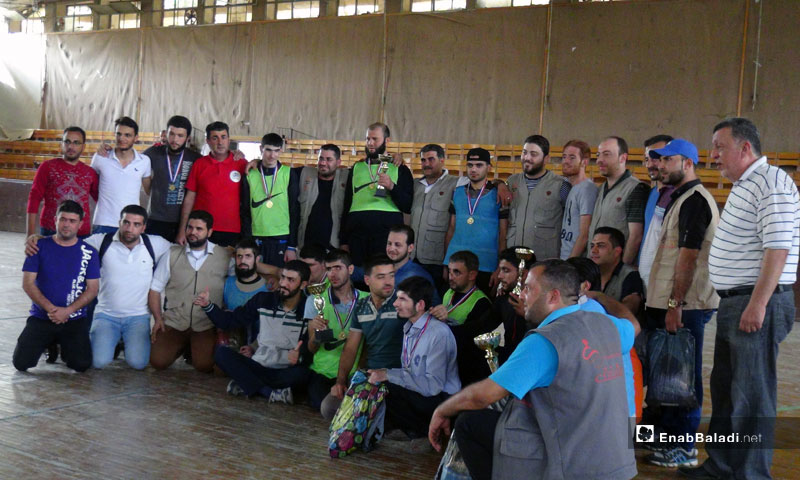 Awarding the winners of the “Seeing Hearts” event, Idlib – September 30, 2018 (Enab Baladi)