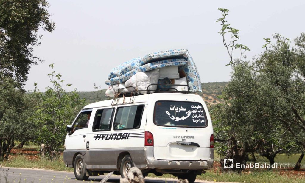 Families displaced from the rural parts of Hama and Idlib due to the extensive Russian aerial shelling – May 1, 2019 (Enab Baladi)