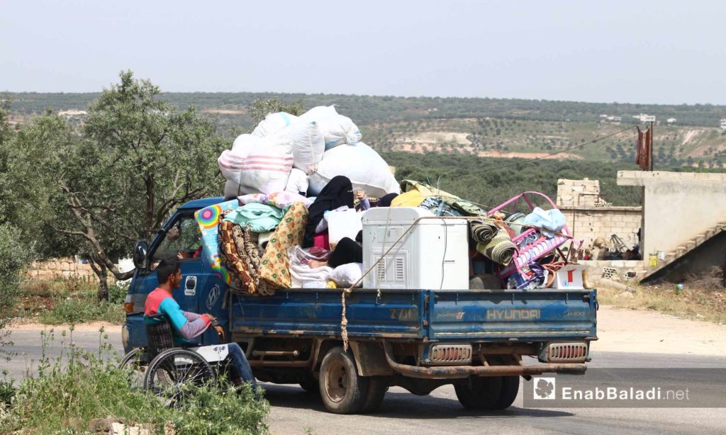 Families displaced from the rural parts of Hama and Idlib due to the extensive Russian aerial shelling – May 1, 2019 (Enab Baladi)