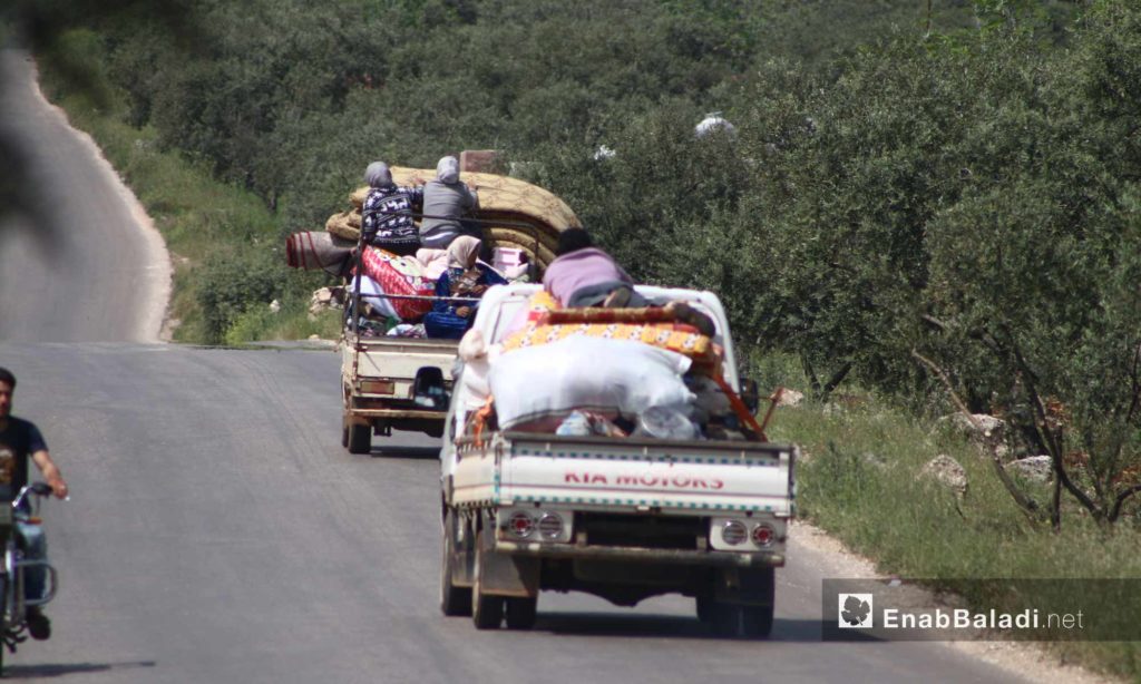 Families displaced from the rural parts of Hama and Idlib due to the extensive Russian aerial shelling – May 1, 2019 (Enab Baladi)