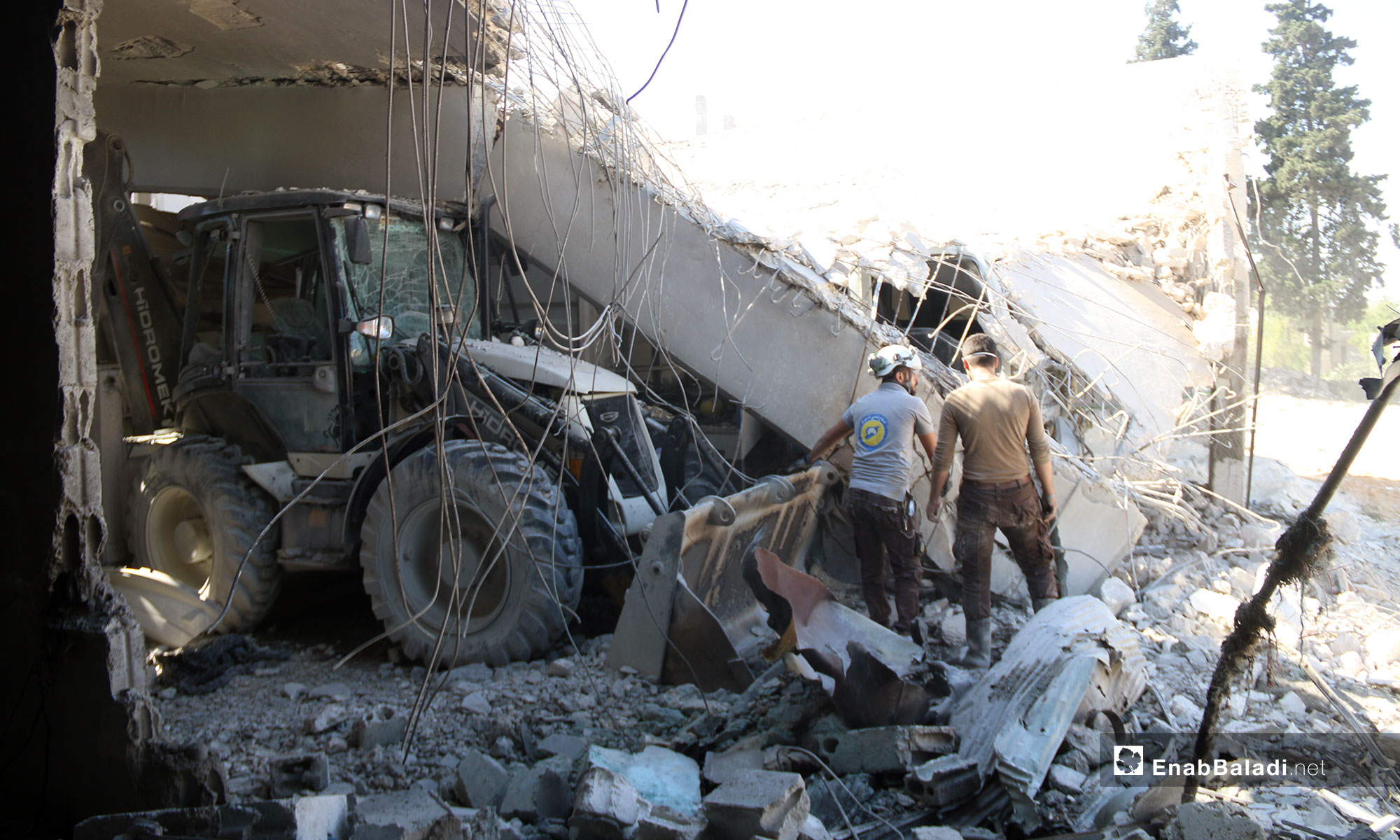 Destruction that befell the Civil Defense Center at the city of Kafr Nabl  - May 13, 2019 (Enab Baladi)