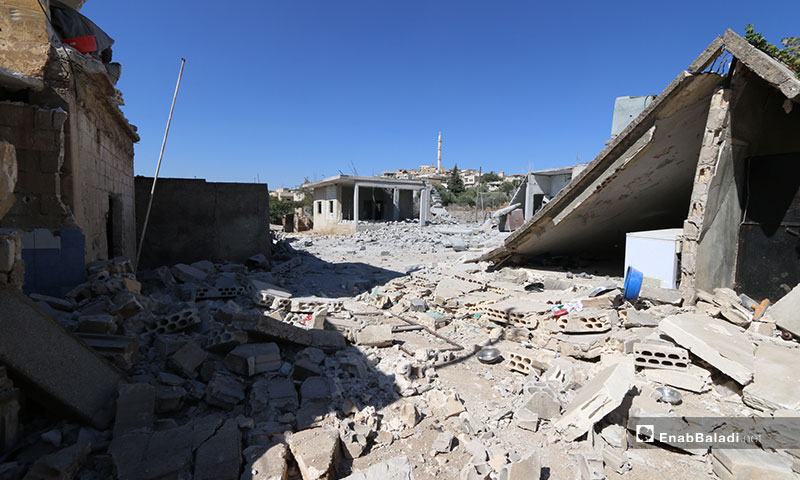 Destruction inflicted upon the town of Kafar Aweed, southern Idlib, by the Syrian-Russian warplanes – August 26, 2019 (Enab Baladi)