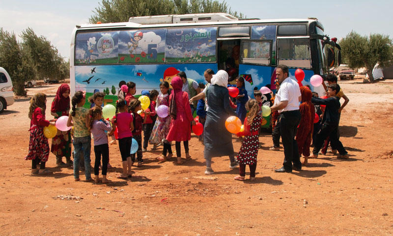 Roaming Bus Initiative in slum-like camps – 17 October 2019 (Syria Relief Operations) Enab Baladi - Idlib