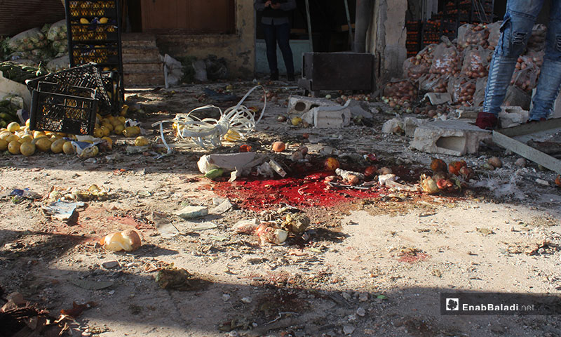 The effects of the bombardment of the al- Hal market in Saraqib city in rural Idilb - 2 December 2019 (Enab Baladi)