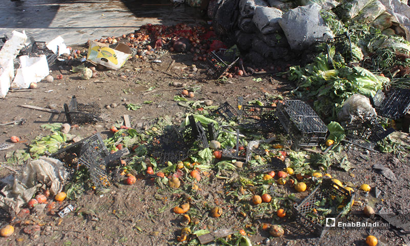 The effects of the bombardment of the al- Hal market in Saraqib city in rural Idilb - 2 December 2019 (Enab Baladi)