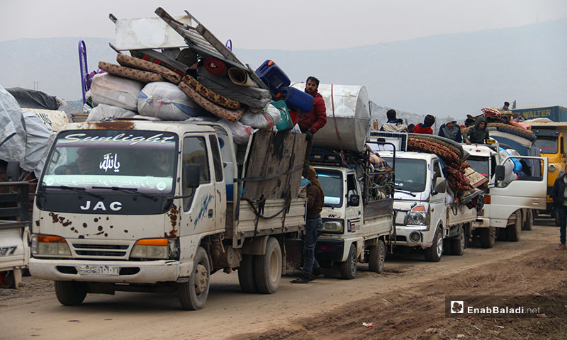 Hundreds of families from the western countryside of Aleppo have been displaced to the cities of Afrin and Azaz to escape the bombing - 18 January 2020 (Enab Baladi)
