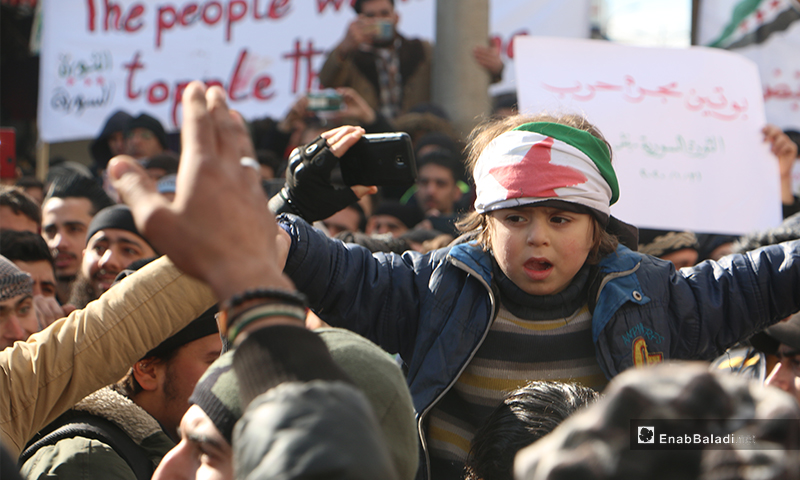 The residents of Idlib orgainzed a demonstration, condemning the Russian and Syrian regime bombing of Idlib and denouncing the failure of opposition factions to stave off the regime’s progress - 31 January 2020 (Enab Baladi)
