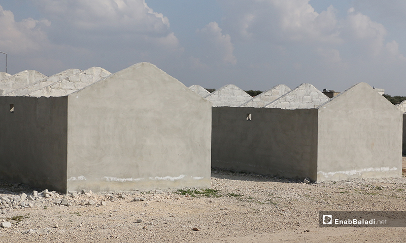 The construction of 381 housing units to replace internally displaced people (IDPs) tents in Ka’ibah camp of northern rural Aleppo – 7 April 2020 (Enab Baladi)