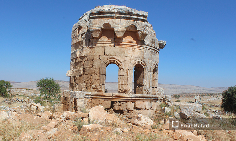 An archaeological site in Arshin village on the al-Summaq Mountain of northern Idlib countryside – 17 June 2020 (Enab Baladi / Iyad Abdel Jawad)