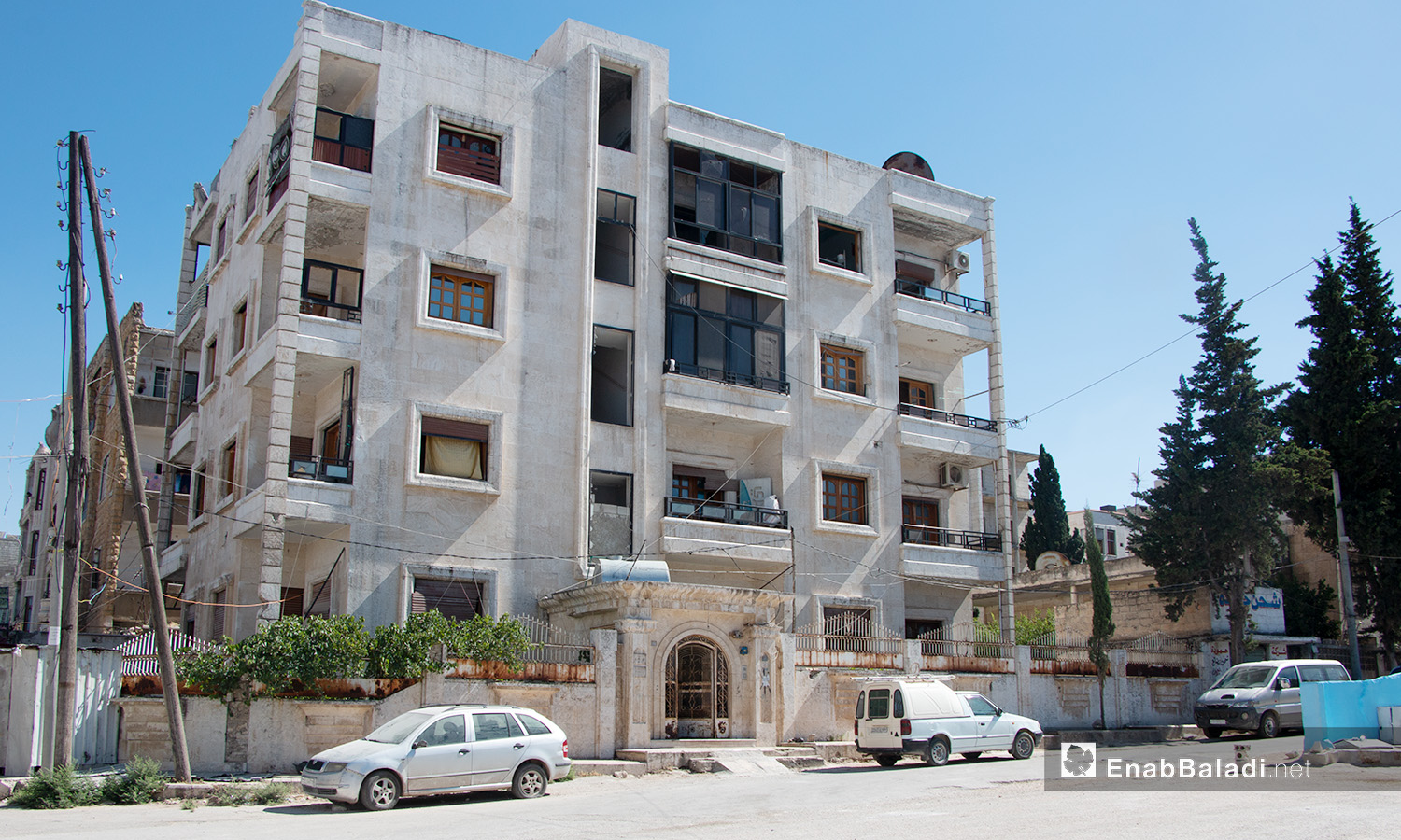 A building in one of Idlib's neighborhoods - 14 July 2020 (Enab Baladi / Anas al-Khouli)