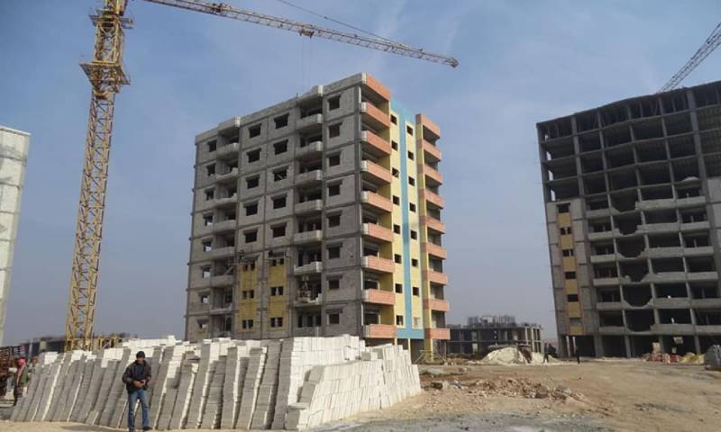 The implementation project of six towers as part of the housing savings schemes in the al-Wafaa Suburb in Hama governorate (Syria’s Ministry of Public Works and Housing)