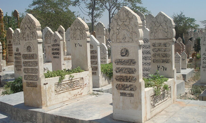 A cemetery in Aleppo - April 2019 (Sputnik)