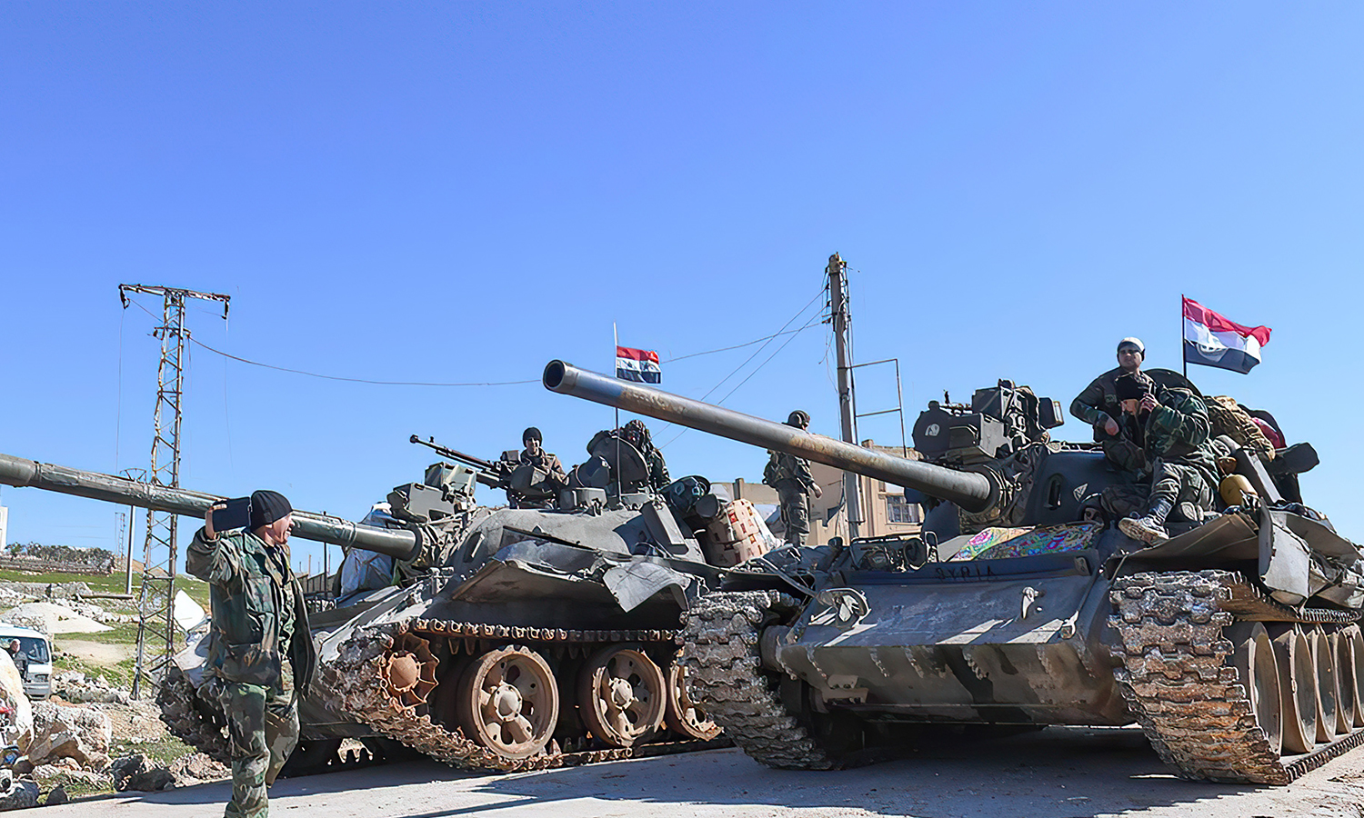 Syrian regime's soldiers and tanks in Idlib countryside - 2021 (al-Watan newspaper)